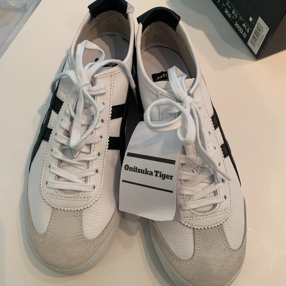 Onitsuka Tiger Mexico 66 – NEW with box Size 9.5